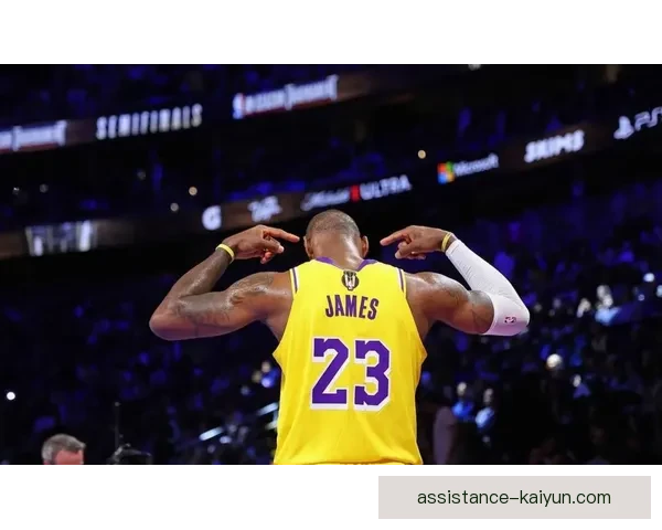 湖人逆转勇士掀高潮 詹姆斯关键时刻再显王者风采